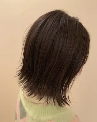 カラー ショートカット / 銀座/ 青山莉奈のヘアスタイル