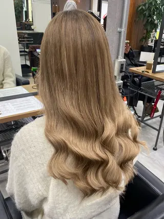 ロング カラー いろあそび所属・ショート/ウルフ カットモデル募集のヘアスタイル