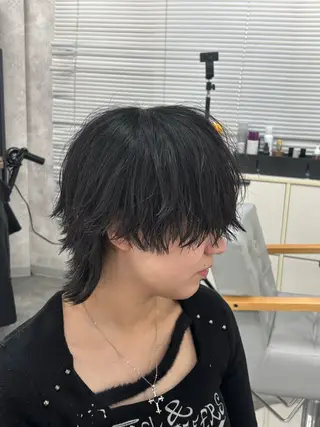 パーマ メンズハイトーン 北斗💍レイヤーのヘアスタイル