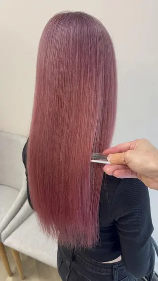 セミロング パーマ カラー ブリーチ矯正💐 ミルクティー💐ナオのヘアスタイル