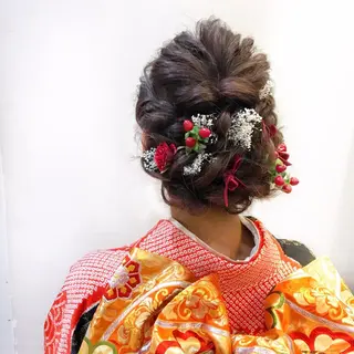 ヘアアレンジ LOST CITY 横浜所属・🪐脱白髪染め 🪐松尾菜々美のヘアスタイル