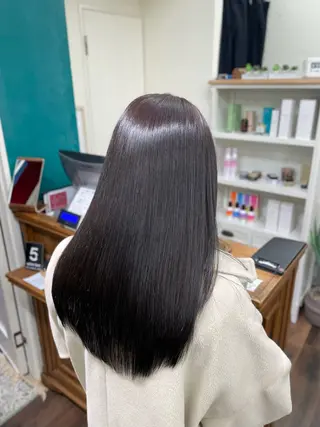 ロング gite KOHOKU所属・髪質改善レイヤー/ 雨のヘアスタイル