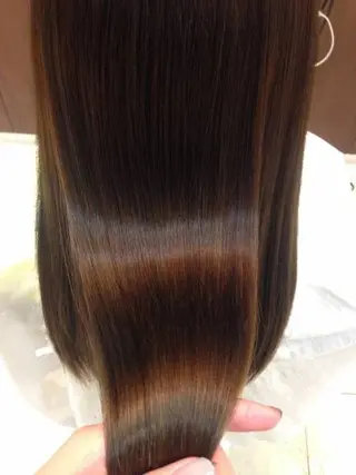 セミロング JYO 髪質改善専門家のヘアスタイル