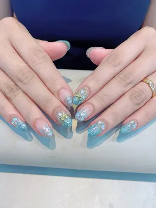 ネイル えい このネイルデザイン