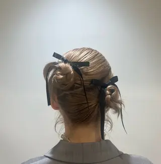 ミディアム ヘアアレンジ ブリーチカラー特化 美容師/𝕐𝕌𝕀のヘアスタイル