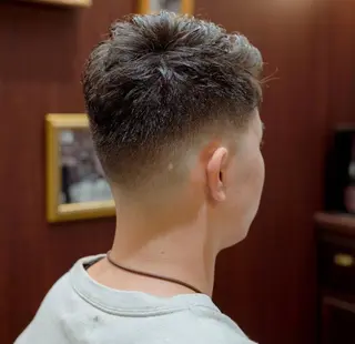 ショート メンズ ヒロ銀座ヘアーサロン 銀座一丁目店所属・HIRO GINZA 銀座一丁目店のヘアスタイル