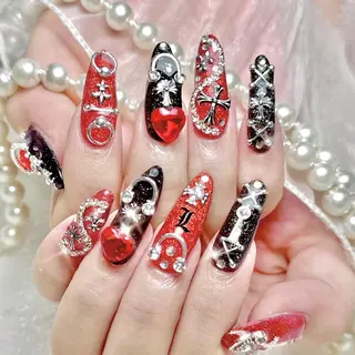 ネイル Aurum nailのネイルデザイン