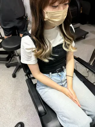 セミロング 濱川響太レディース カットモデルのヘアスタイル