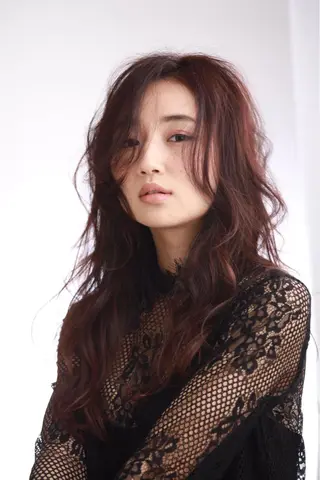 セミロング パーマ graxi'    グラシー所属・ブリーチ/ハイトーン SERINAのヘアスタイル