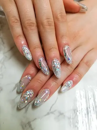 ネイル 河野ちえ (雑誌掲載サロン)のネイルデザイン