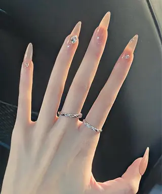 ネイル u1salon所属・ゆい ユイのネイルデザイン