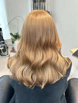 セミロング カラー 韓国ボブ/レイヤー/ ハイトーン/まなみのヘアスタイル