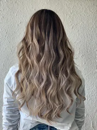 ロング eye エクステ専門店Rのヘアスタイル