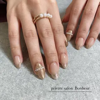 ネイル BONHEUR Annaのネイルデザイン