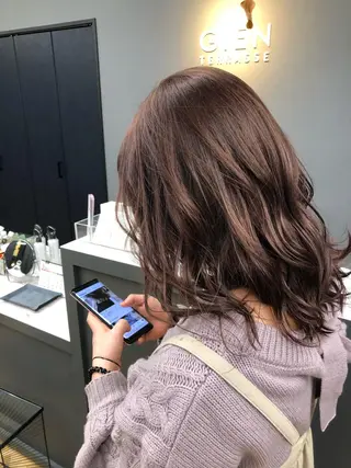 ミディアム カラー GIEN 末吉 海斗のヘアスタイル