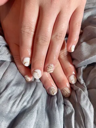 ネイル nail studio Ulu所属・漆崎 茜のネイルデザイン