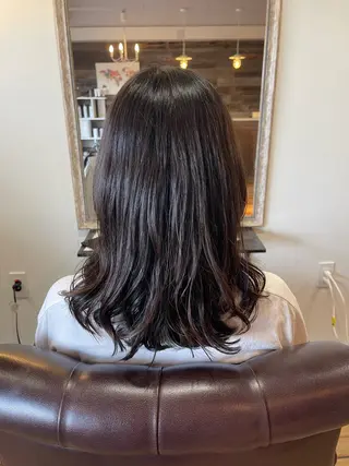 セミロング 海老沢 亜衣のヘアスタイル
