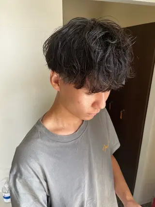 ショート パーマ 権 燦易のヘアスタイル