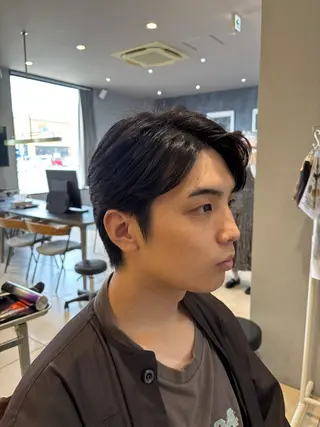 ショート 手塚 大斗のヘアスタイル