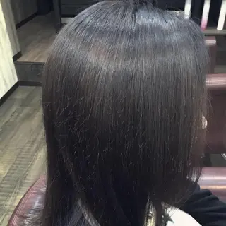 セミロング カラー embrace エンブレイスのヘアスタイル