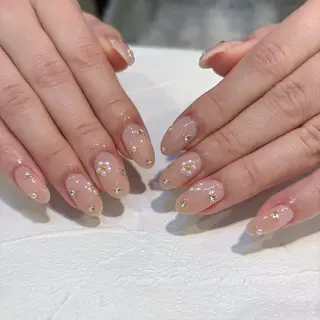 ネイル 鈴木 里奈のネイルデザイン