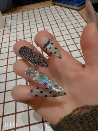 ロング 戸田 宏美のネイルデザイン