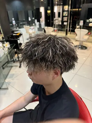 パーマ メンズ 水谷 亮太のヘアスタイル
