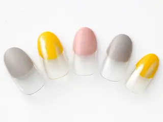 ネイル Blue Reef 四谷三丁目所属・たかの はづきのネイルデザイン