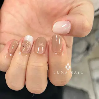 ネイル アトリエ　ミモザ所属・いまむら あかりのネイルデザイン