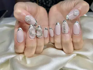 ネイル マツエク・マツパ アイブロウ Nail&eye Belire 新宿のネイルデザイン