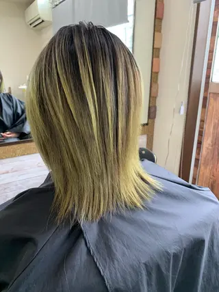 ショート カラー 渡辺 健太のヘアスタイル