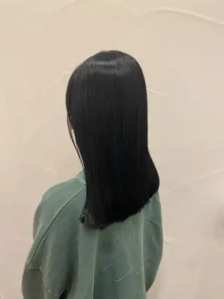 セミロング カラー Ash中目黒店 榊間茜のヘアスタイル