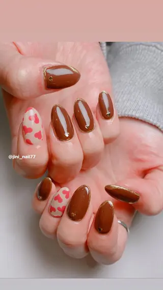 ネイル JINI NAIL所属・ジニ ネイルのネイルデザイン