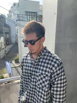 ショート 山影✨バレイヤージュ ハイライト✨メンズ◎のヘアスタイル