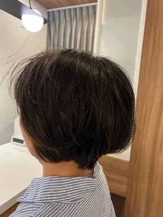 ショート 村中 逸紀のヘアスタイル