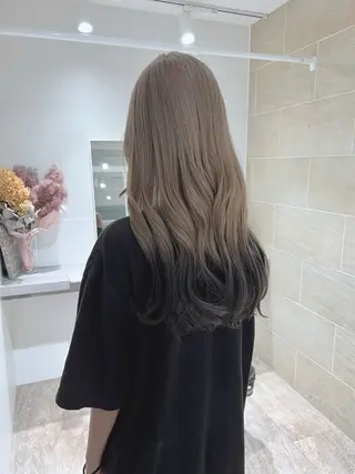 ロング カラー 宮原 佳苗のヘアスタイル