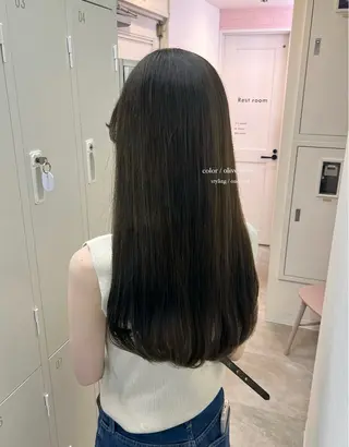 ロング カラー natsu/梅田 /透明感/艶髪のヘアスタイル