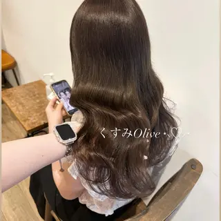 セミロング カラー 𝑴𝒊𝒌𝒖💝 透明感モテカラーのヘアスタイル