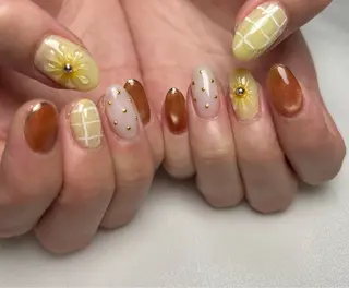 ネイル nico +所属・nico + 鷲野のネイルデザイン