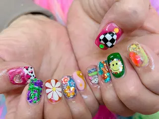 ネイル Nail Atelier IamI所属・アイアムアイ 大村磨衣のネイルデザイン