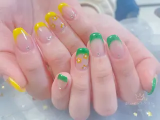 ネイル ネイルサロンエクラ 🫧Shizukaのネイルデザイン