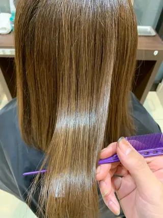 カラー OPERA 赤塚のヘアスタイル