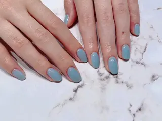 ネイル RAFFINE haru🦋🩵のネイルデザイン