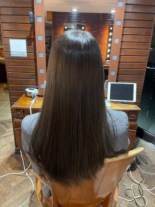 セミロング stylist YUTOのヘアスタイル