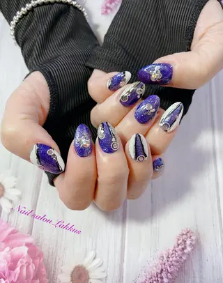 ネイル Lakkus T－CHIのネイルデザイン