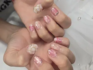 ネイル ネイルサロンベルティ .ひとみのネイルデザイン