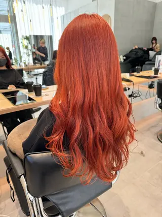 ロング カラー 風香🪼レイヤー カット/艶カラーのヘアスタイル