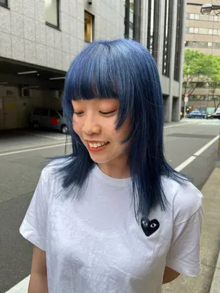 カラー こまつばらみお/レイ ヤー/ダブルカラーのヘアスタイル