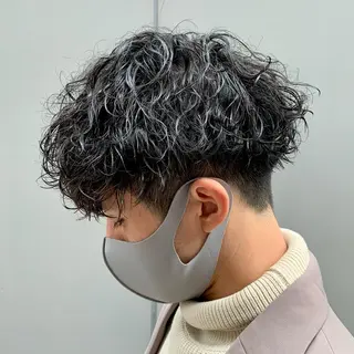 ショート カラー パーマ ヘアアレンジ メンズ キッズ ネイル マツエク・マツパ アイブロウ メンズ人気NO,1 Genieジーニーのヘアスタイル