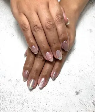 ネイル ERFOLG　GINZA横浜駅店所属・ERFOLG横浜店 石橋しのぶのネイルデザイン